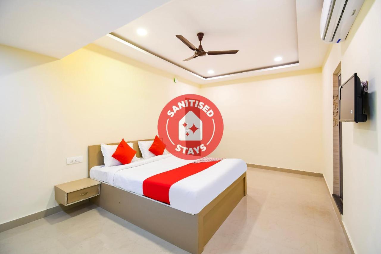 Oyo Flagship 45586 Hotel Airport Inn Rāipur Εξωτερικό φωτογραφία