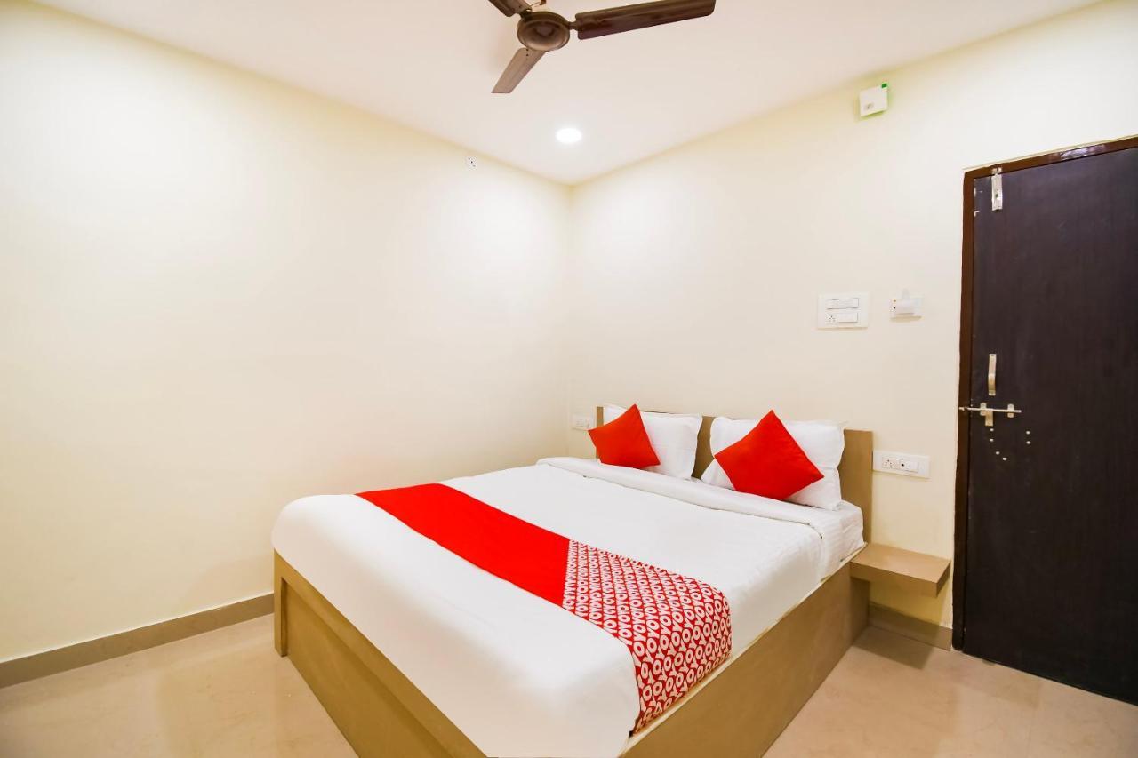 Oyo Flagship 45586 Hotel Airport Inn Rāipur Εξωτερικό φωτογραφία
